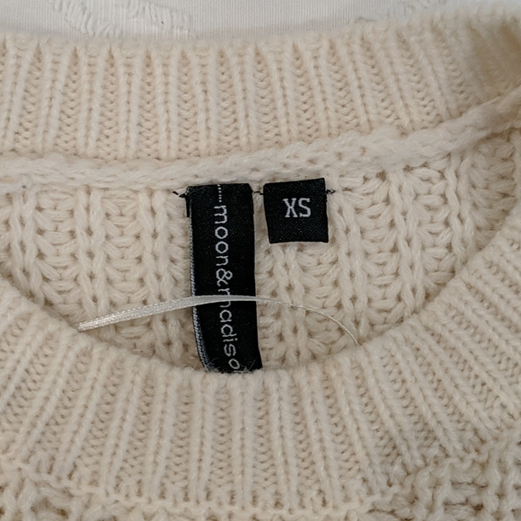 Stripped sweater size xs - Picture 3 of 3